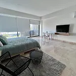 Beautiful Apartment Top Location!