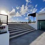 Beautiful Apartment Top Location!